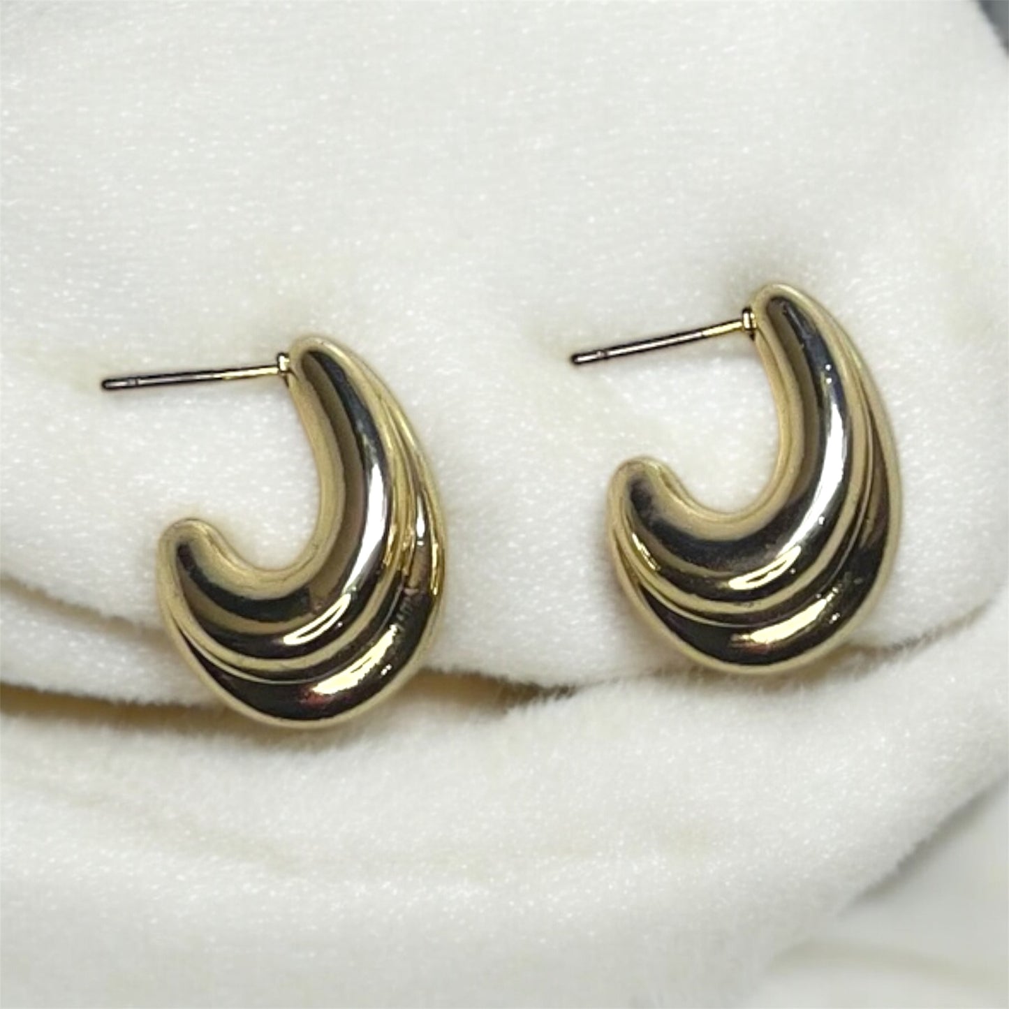 CLASSIC CURVE HOOPS