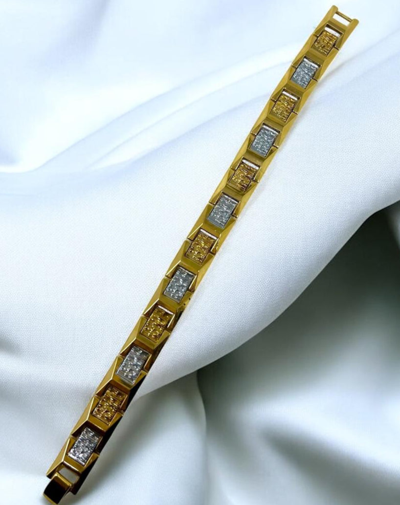 ELEGANT MENS BRACELETE